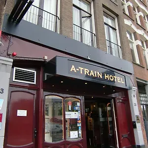 A-train מלון